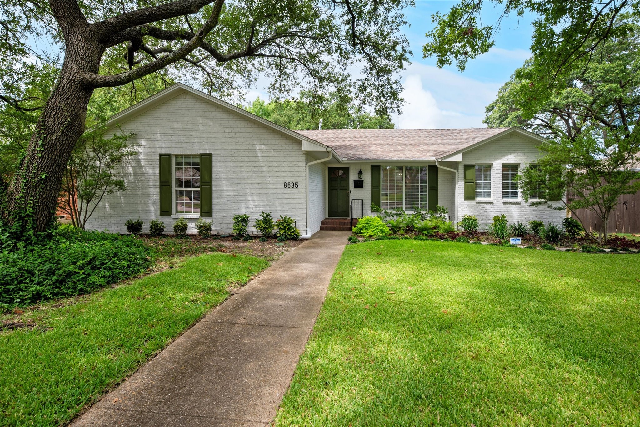 8635 Capri Drive Dallas TX 75238