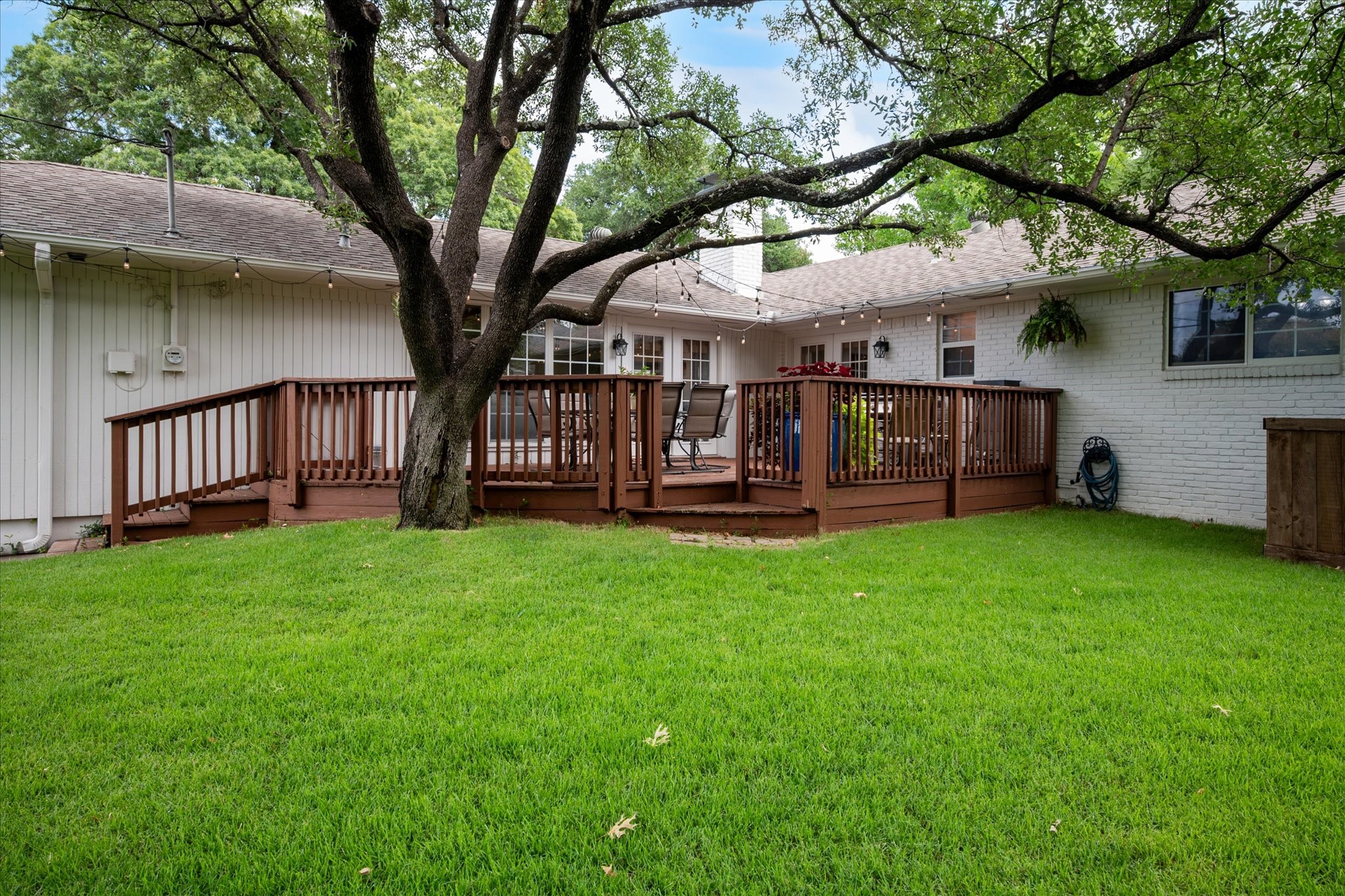 8635 Capri Drive Dallas TX 75238