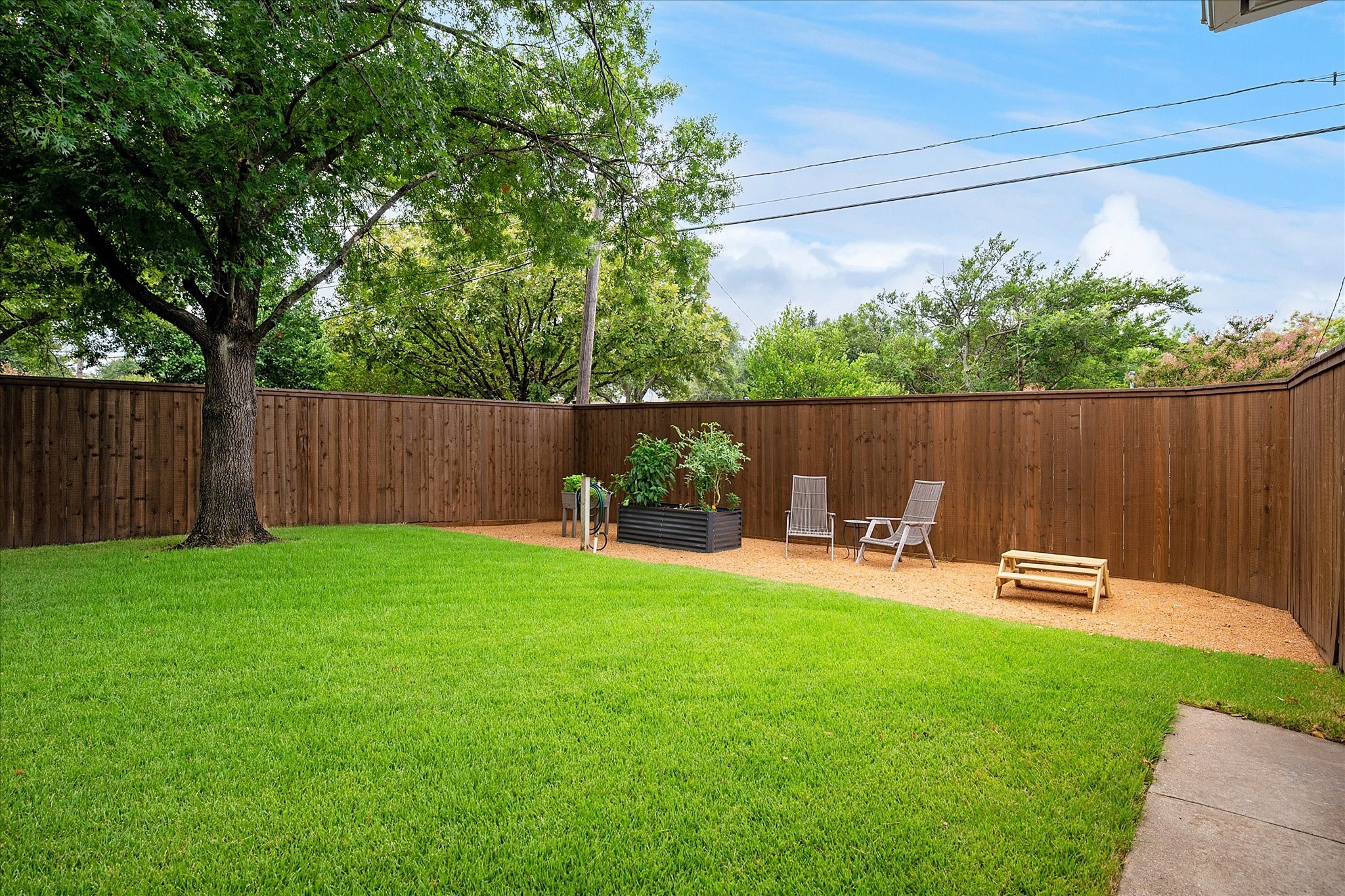 8635 Capri Drive Dallas TX 75238