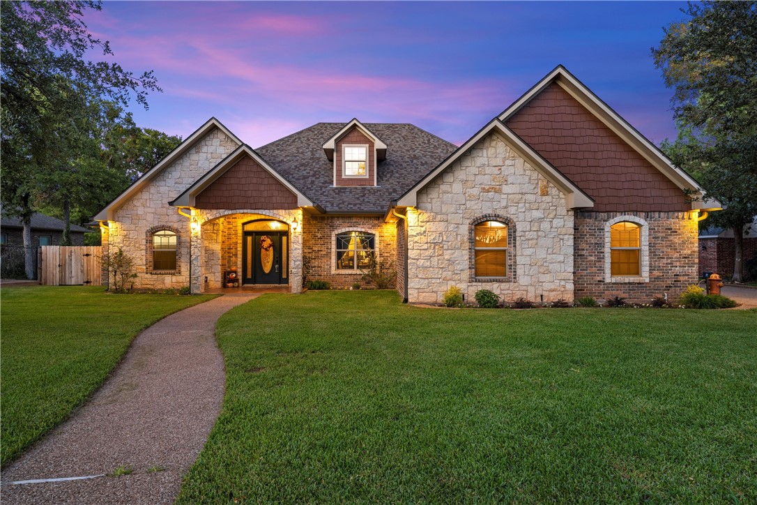 1607 Oak Hollow Drive Woodway TX 76712
