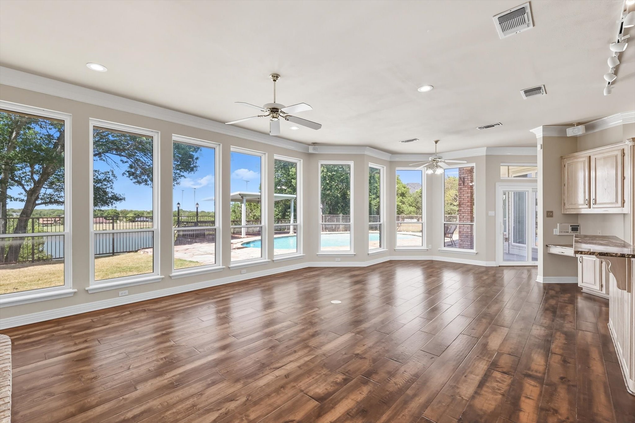 143 Lakeview Drive Aledo TX 76008