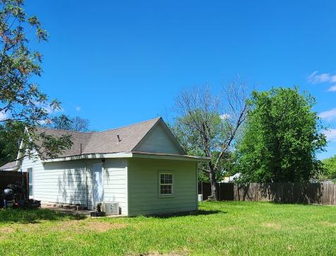 205 S 2nd Avenue Mansfield TX 76063