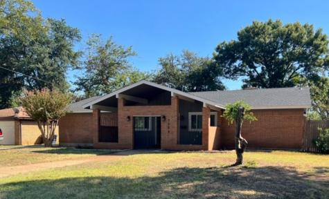 5004 Emerald Lake Drive Fort Worth TX 76103