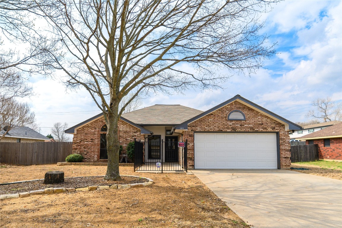 103 Catie Lane Joshua TX 76058