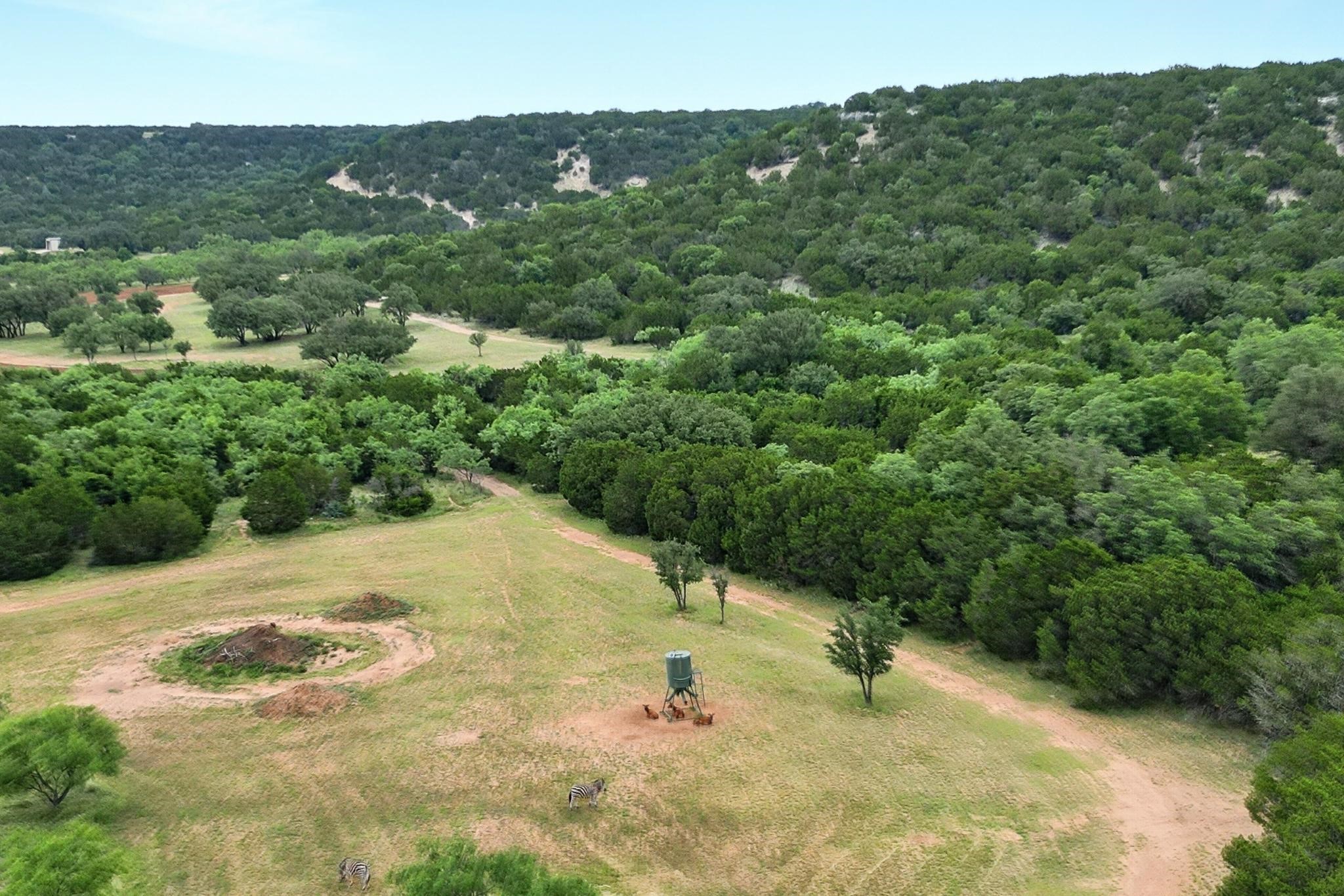 635 Cr 184 Lawn TX 79530