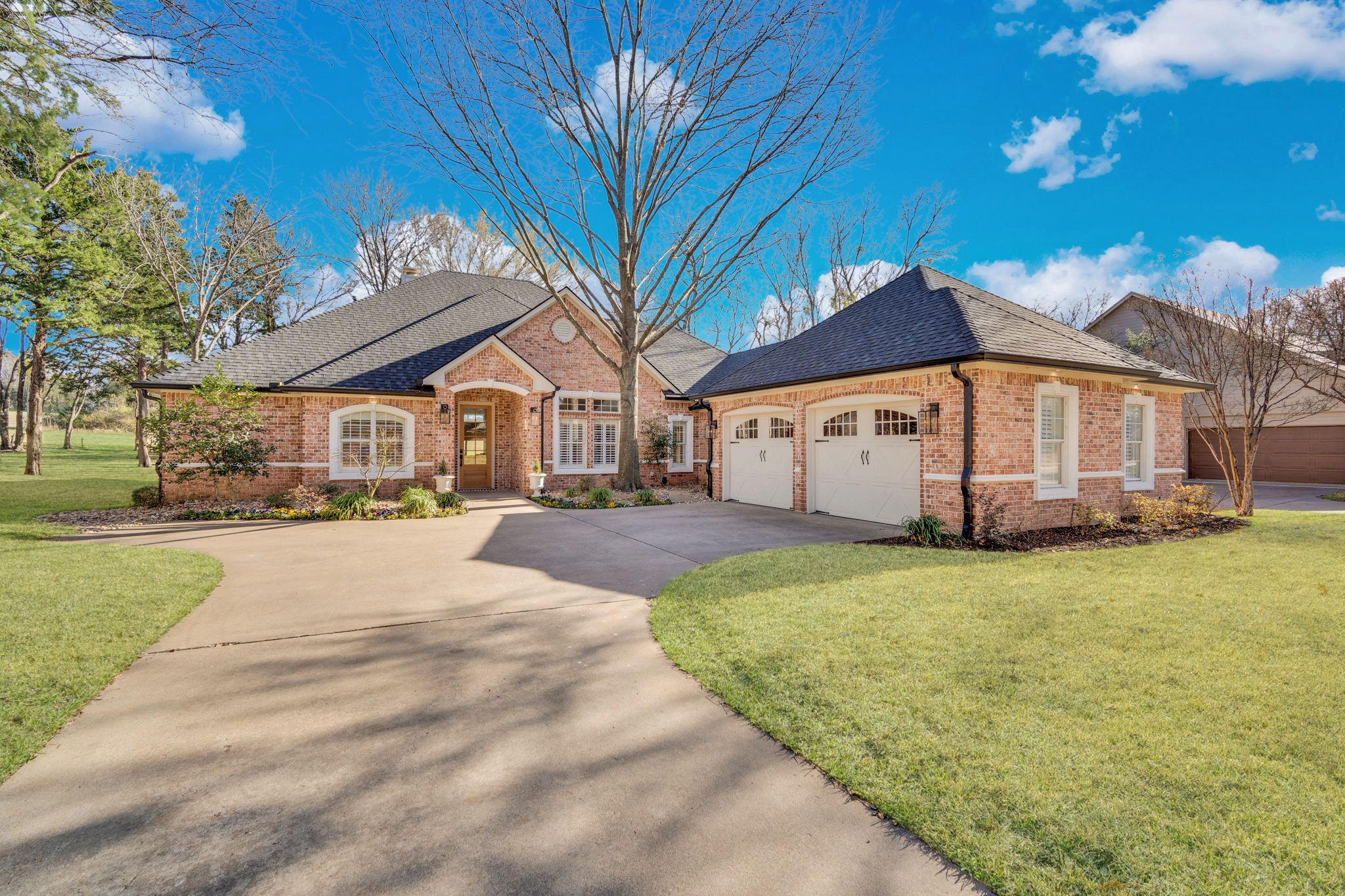 1309 Oak Creek Drive Ennis TX 75119