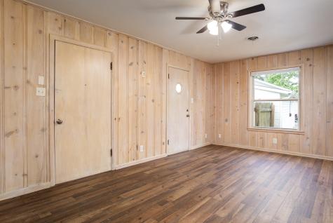 210 W Kansas Street Van TX 75790