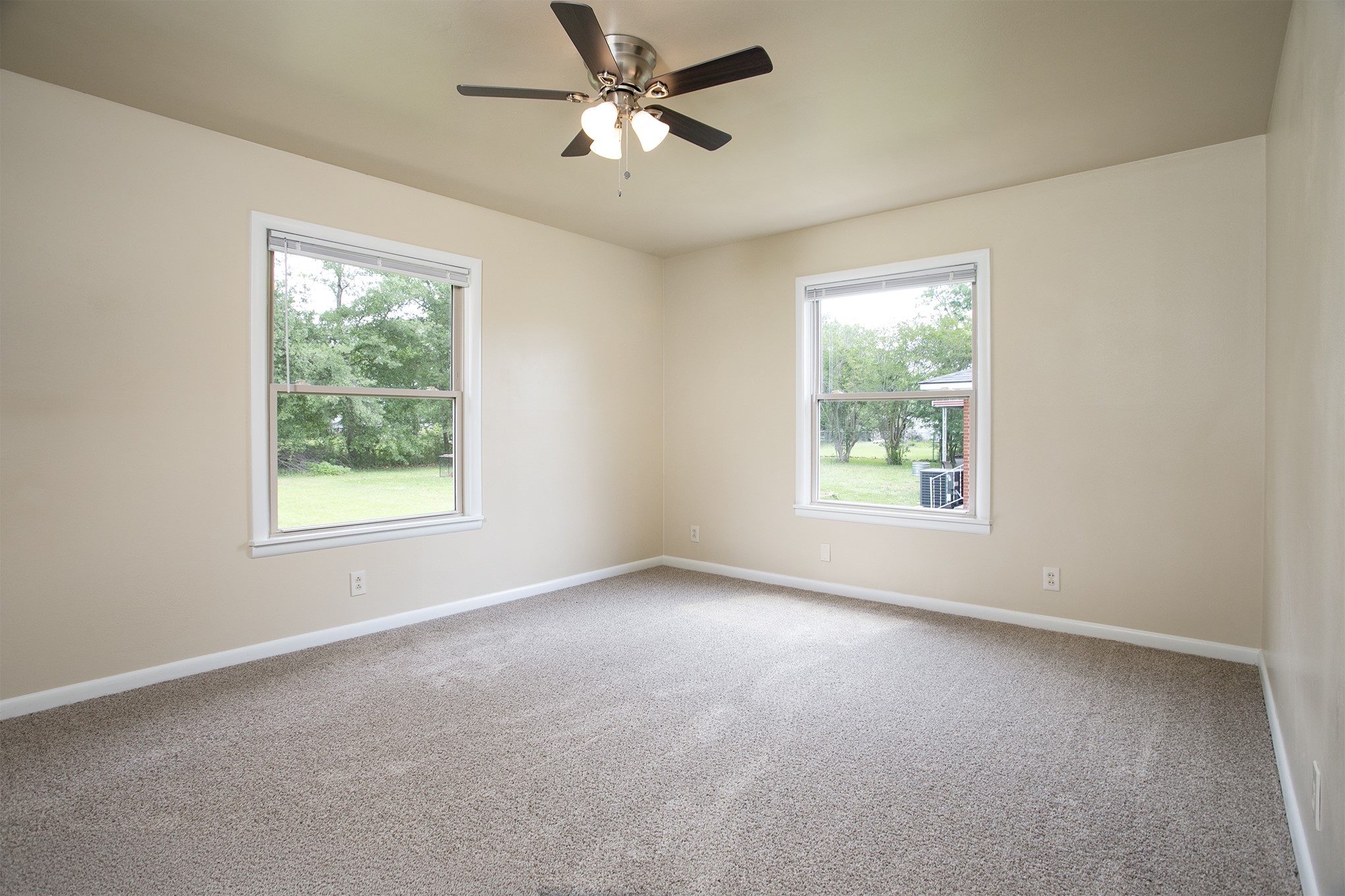 210 W Kansas Street Van TX 75790