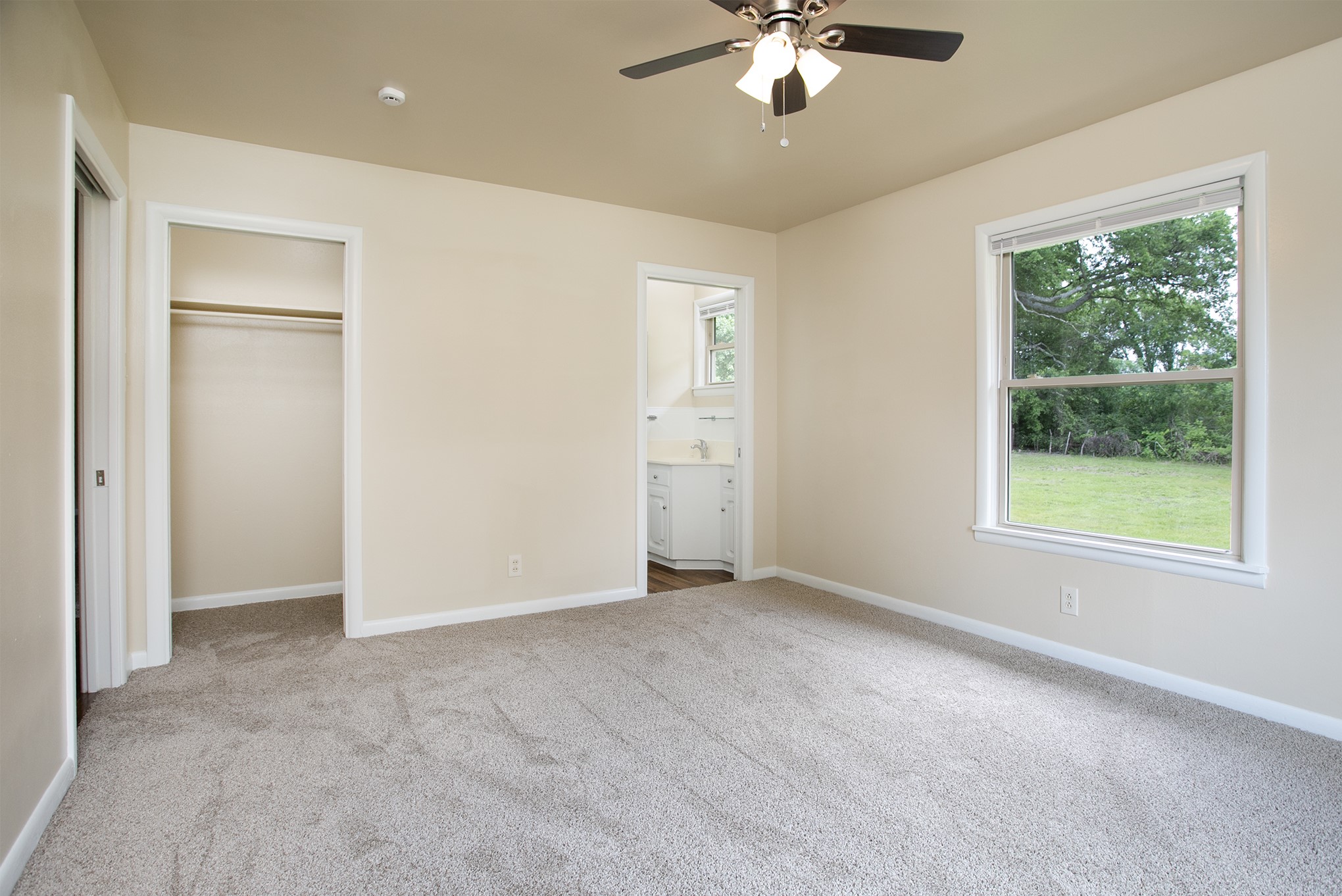 210 W Kansas Street Van TX 75790