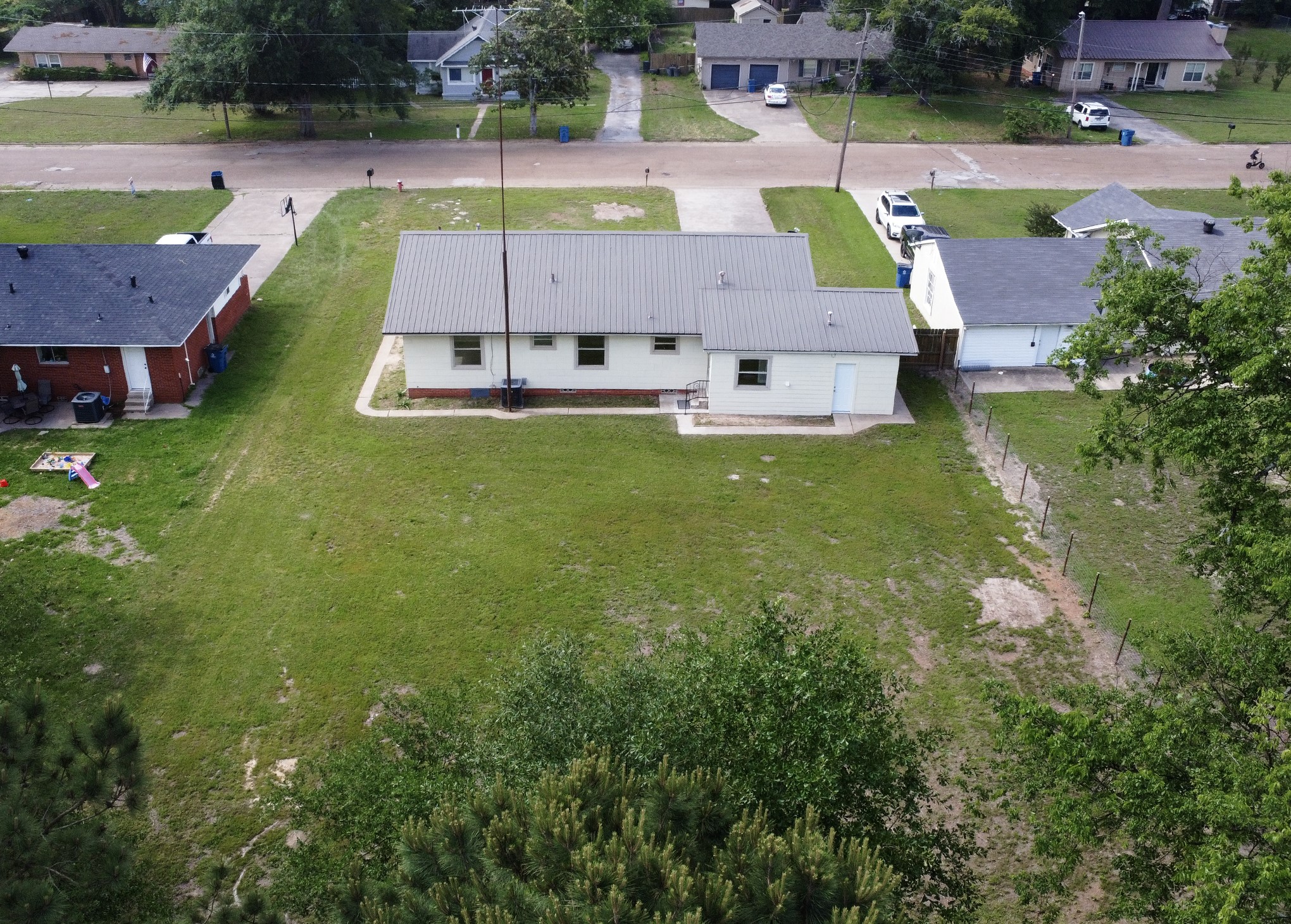 210 W Kansas Street Van TX 75790