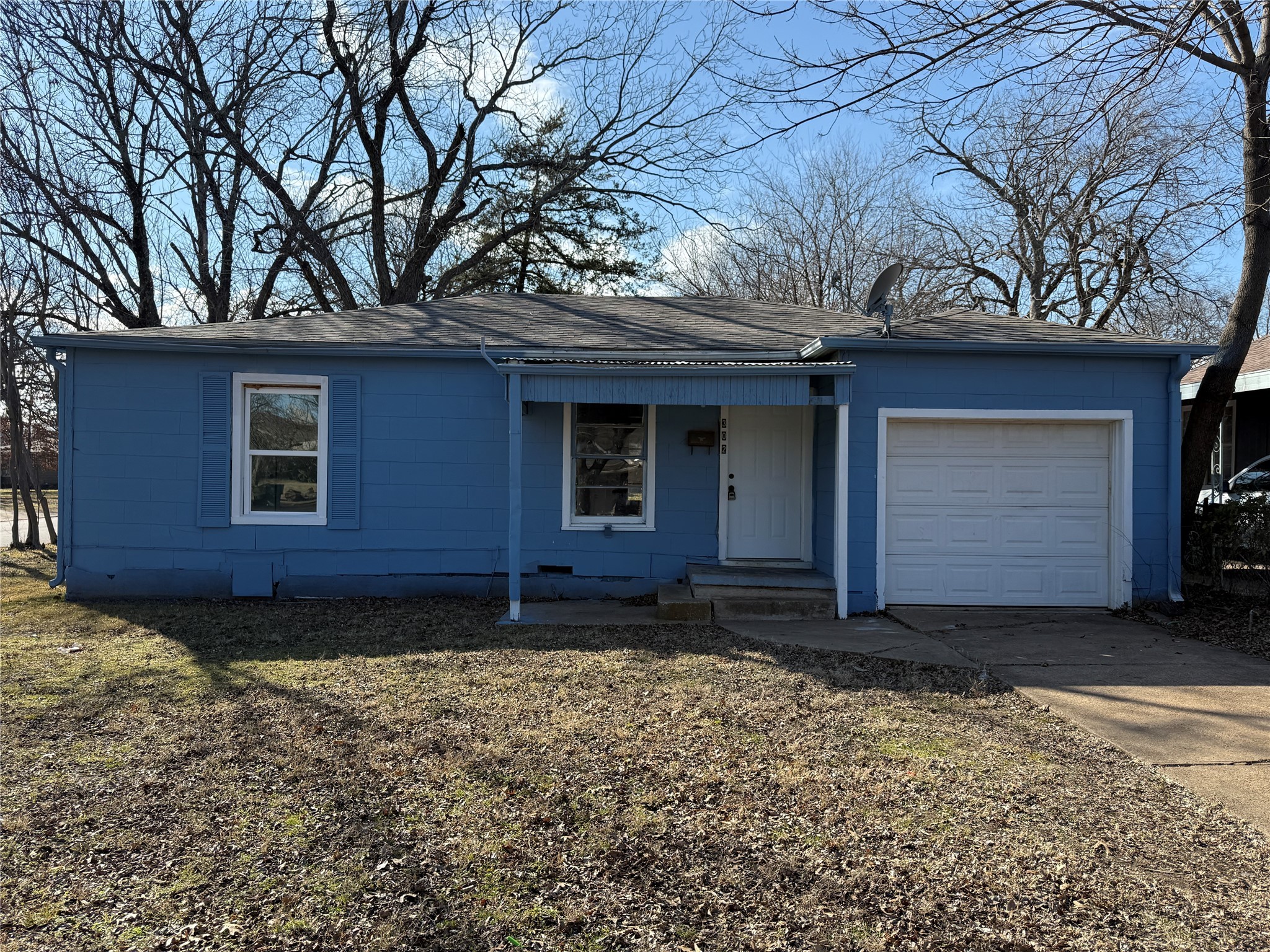 302 N Colbert Avenue Sherman TX 75090