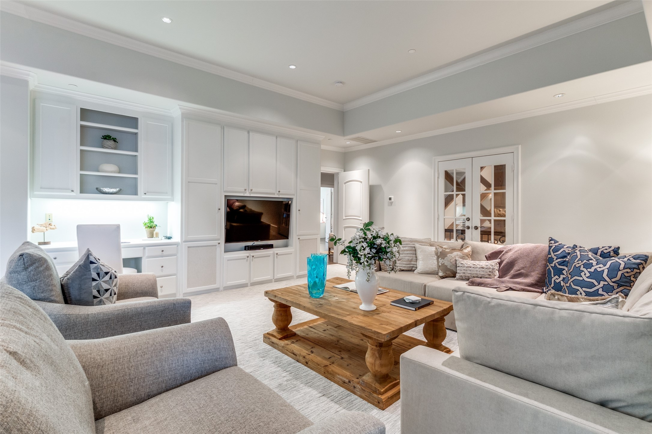 6139 Woodland Drive Dallas TX 75225