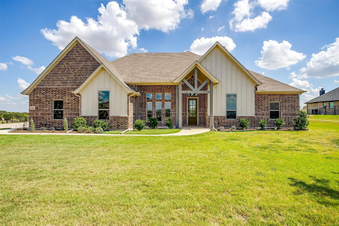 268 Columbia Court Springtown TX 76082