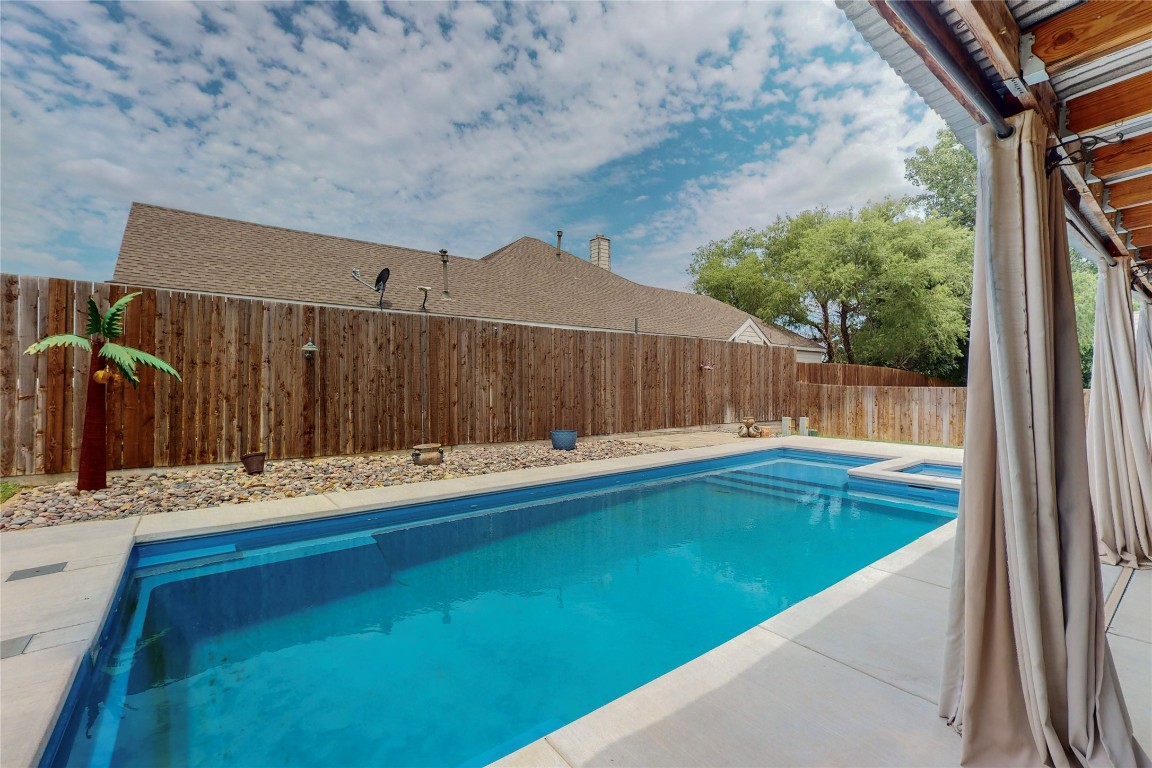8451 Muirwood Trail Fort Worth TX 76137