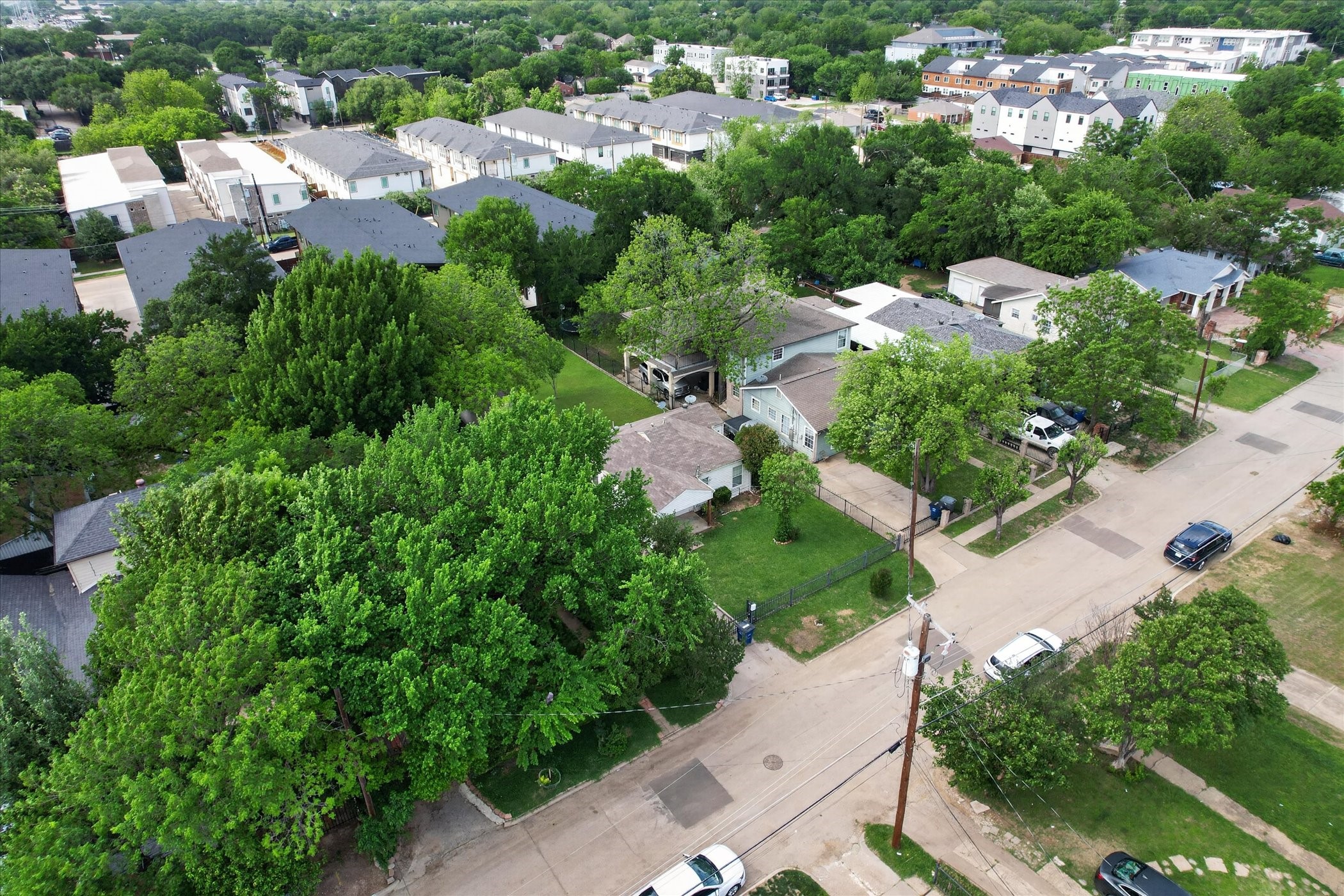 2045 Shea Road Dallas TX 75235