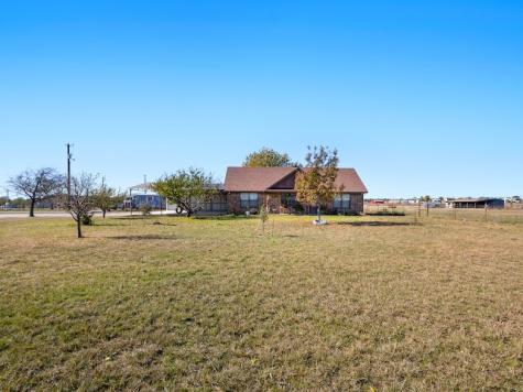 792 County Road 4213 Decatur TX 76234