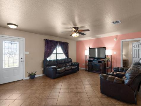 792 County Road 4213 Decatur TX 76234
