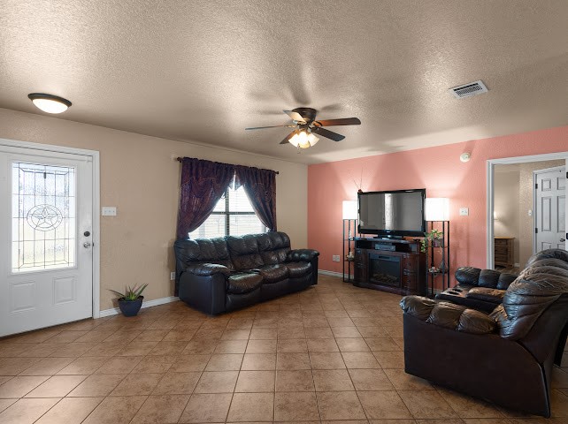 792 County Road 4213 Decatur TX 76234