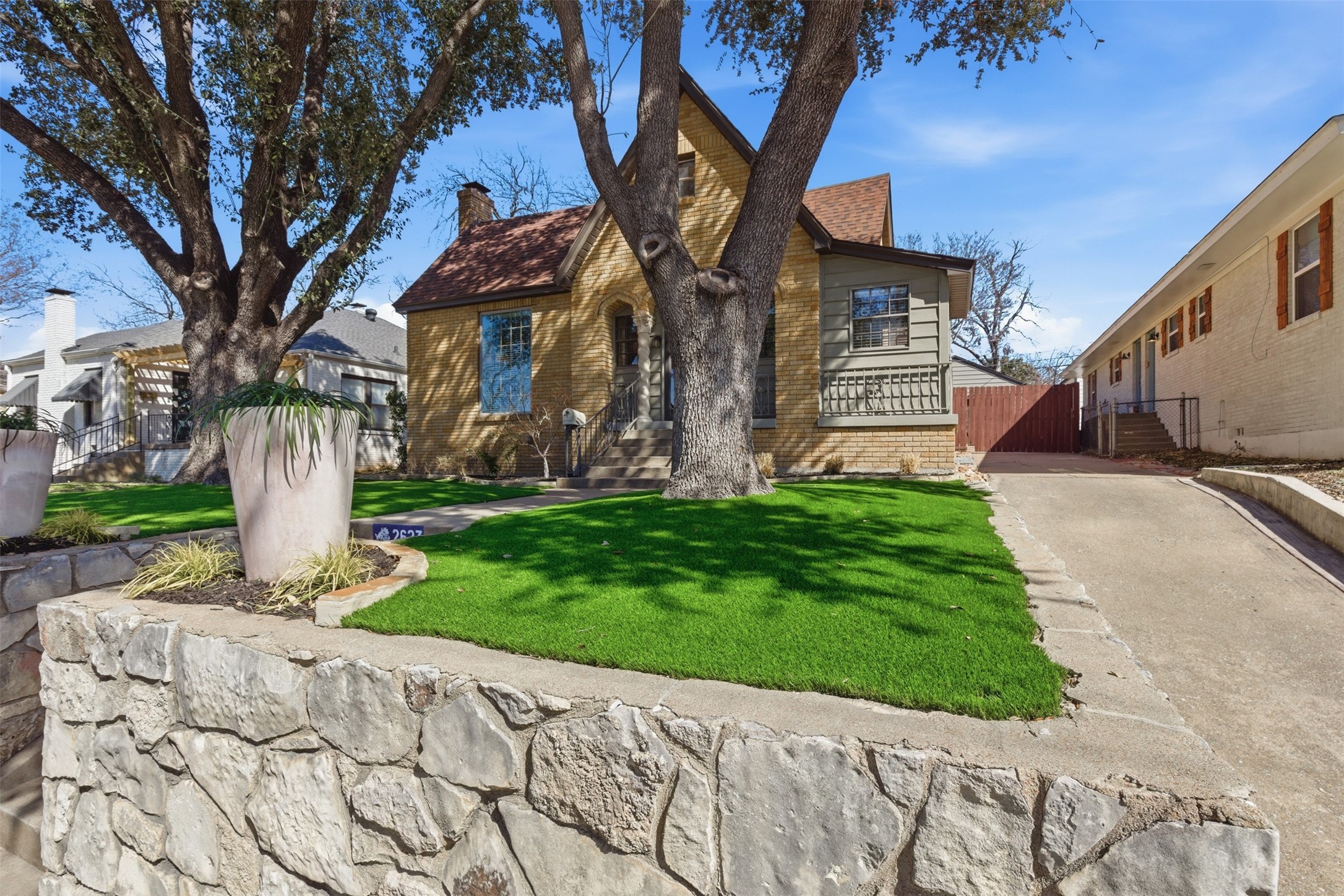 2627 Forest Park Boulevard Fort Worth TX 76110