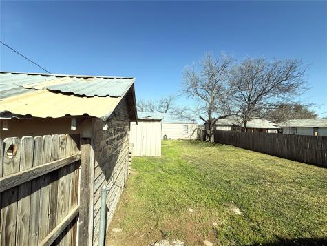 1211 W 12th Street Cisco TX 76437