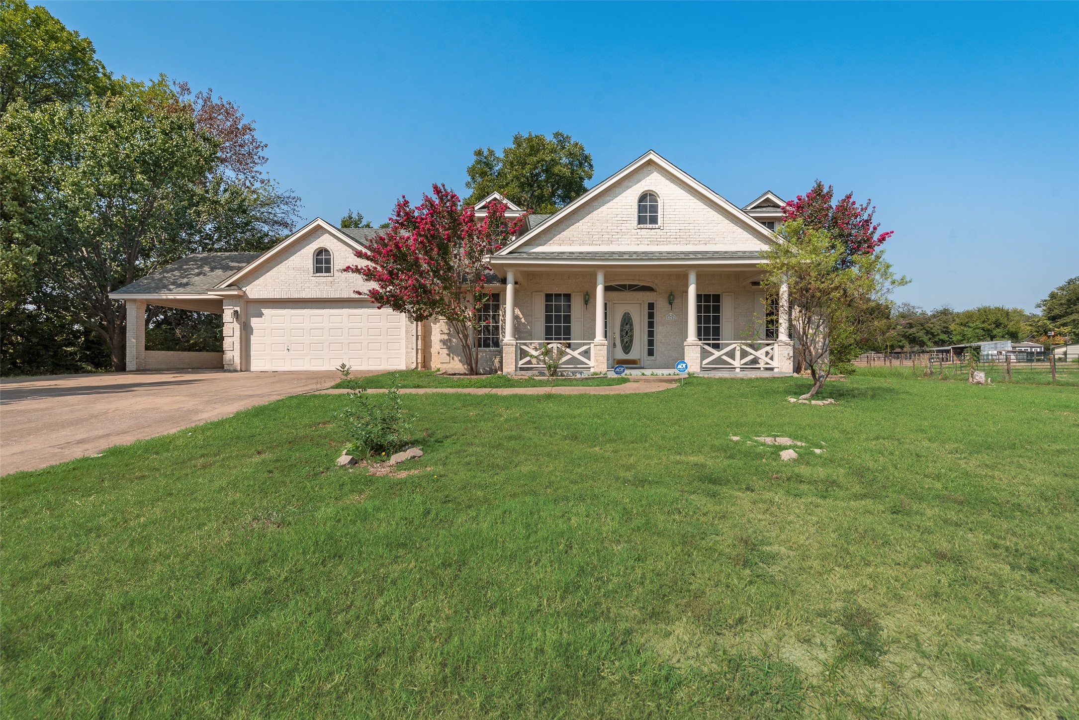 2701 Sue Drive Richland Hills TX 76118