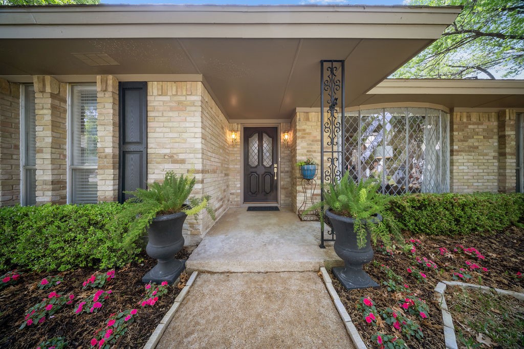 2904 Hunters Creek Place Plano TX 75075