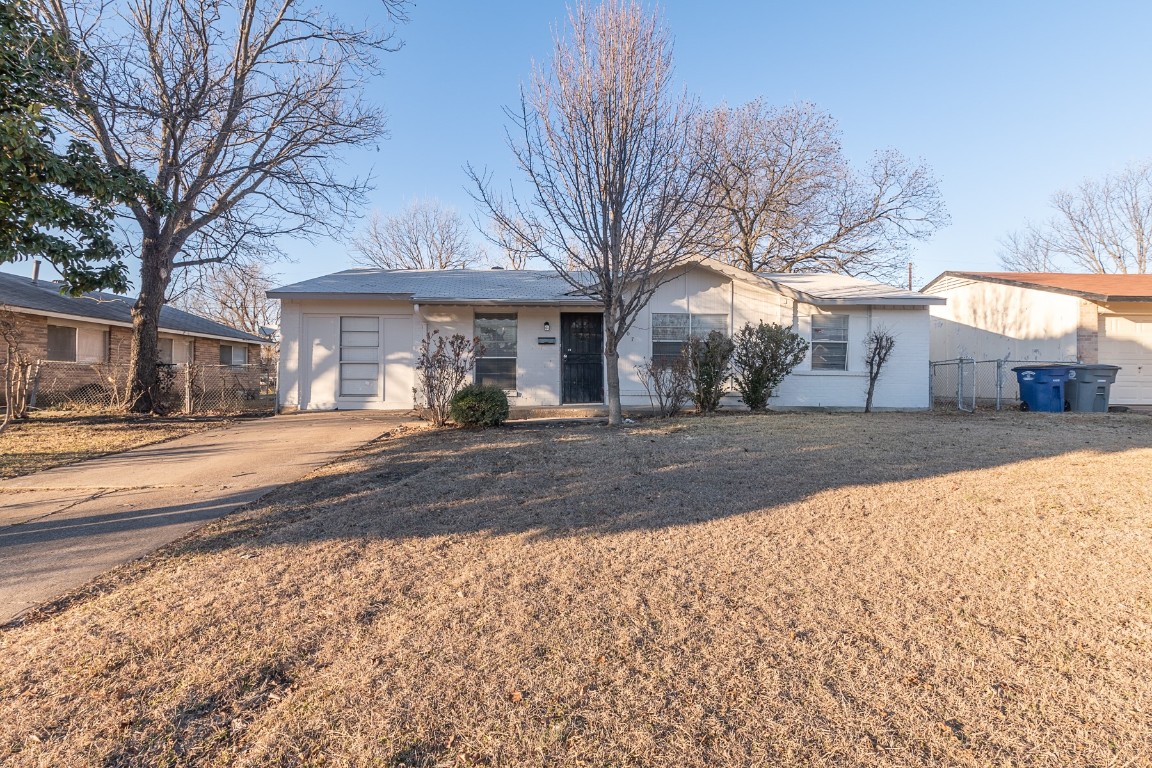 6207 Godfrey Avenue Dallas TX 75217