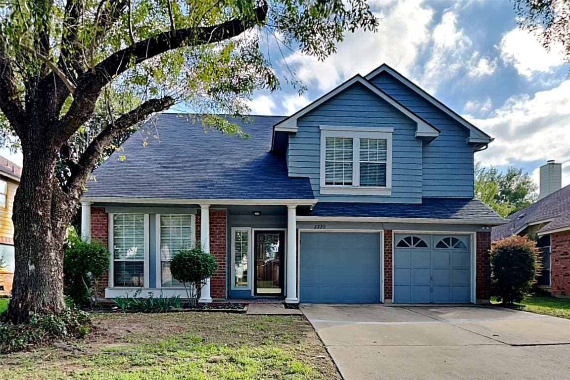 2220 Reverchon Drive Arlington TX 76017