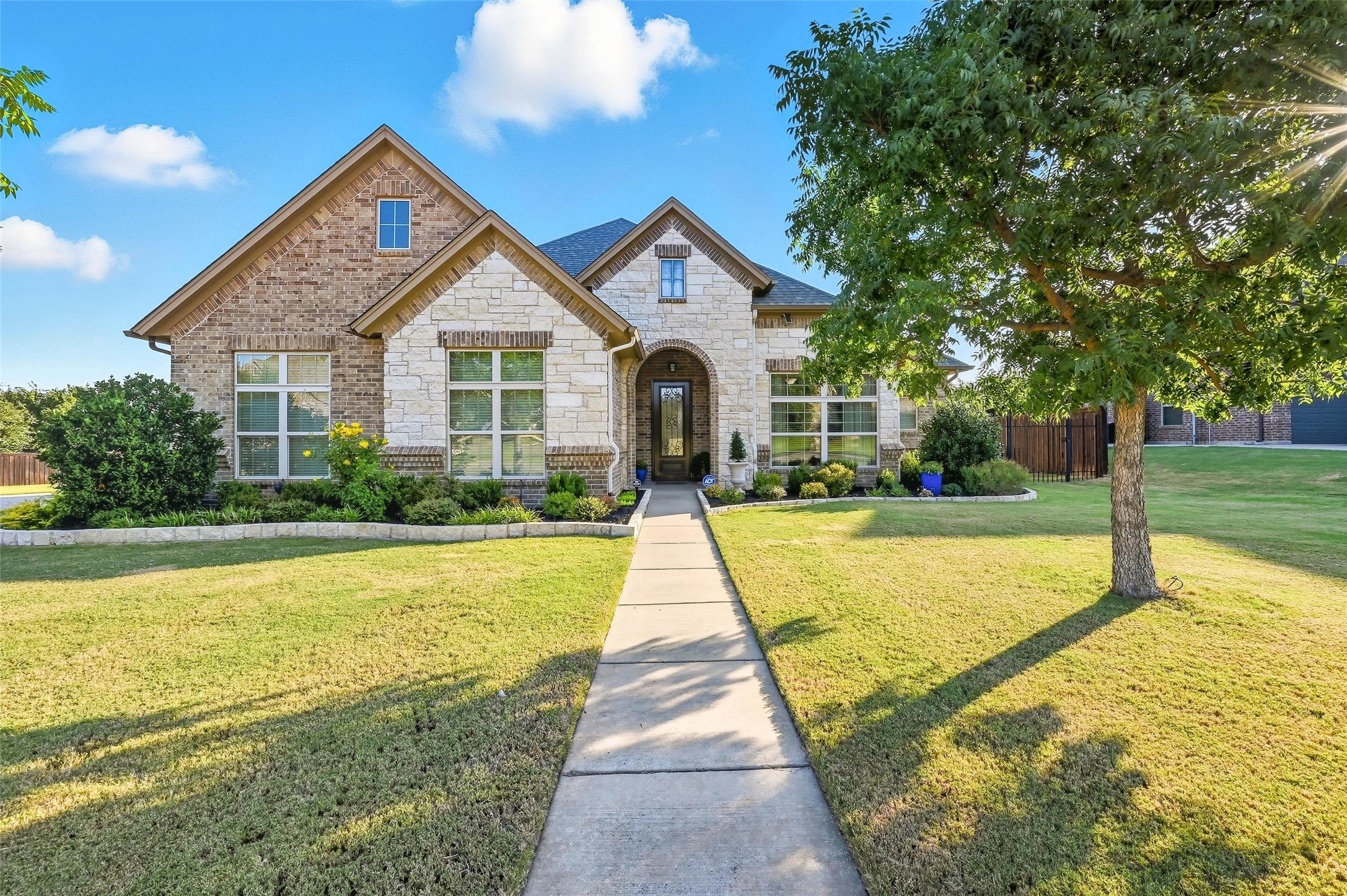 720 Falls Creek Court Burleson TX 76028