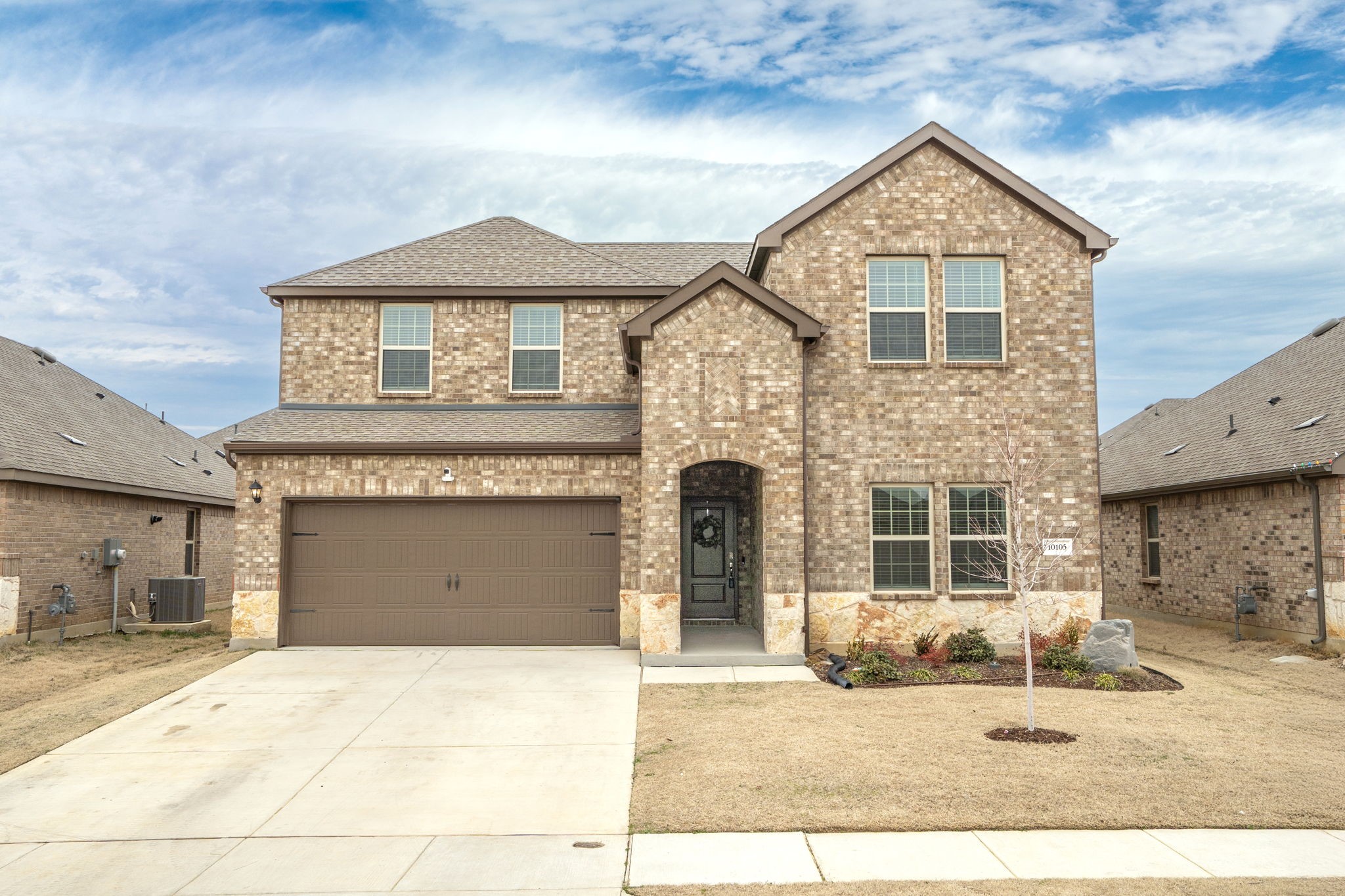10105 Plumlee Lane Aubrey TX 76227