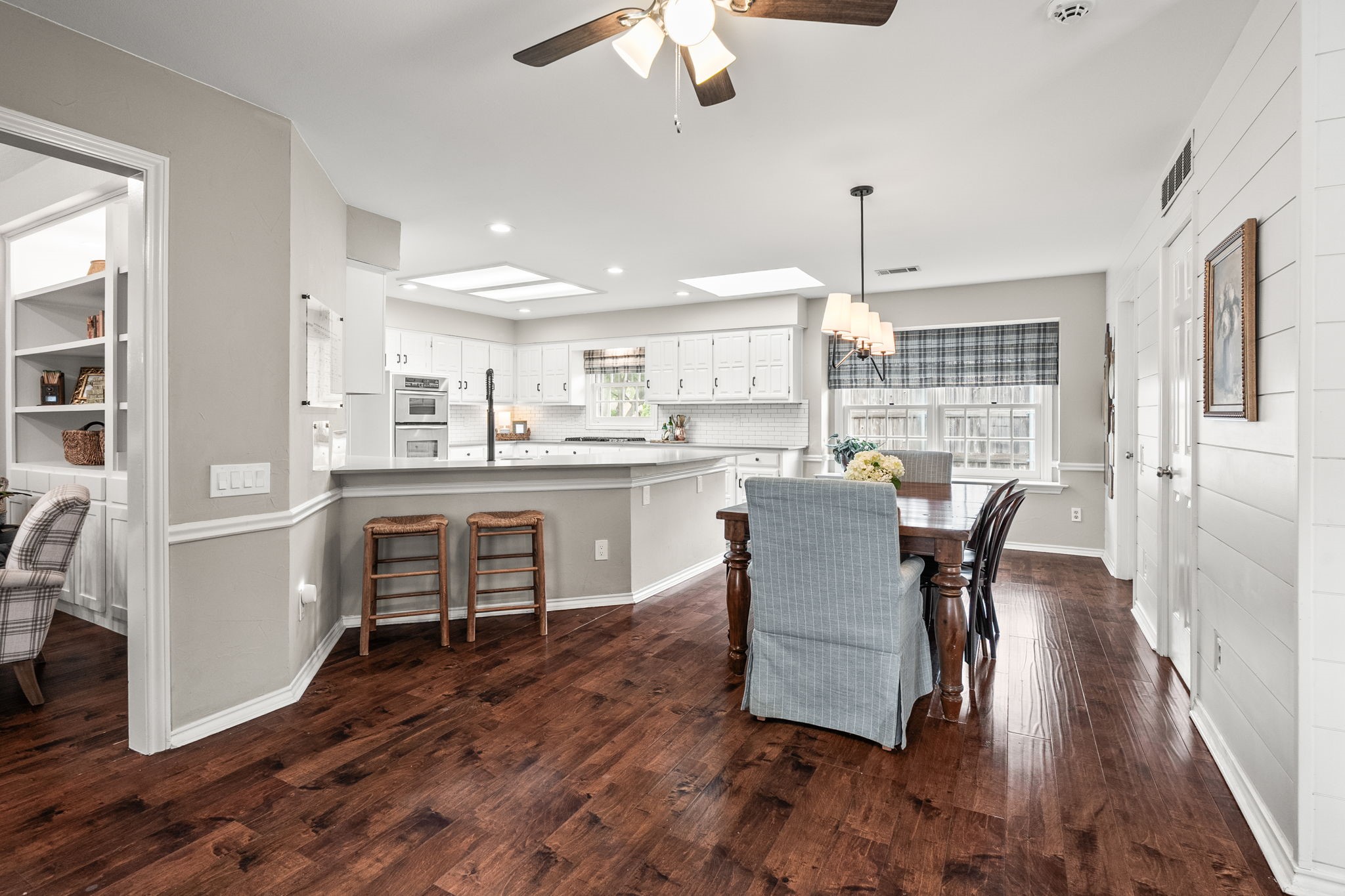 3809 Kelly Boulevard Carrollton TX 75007