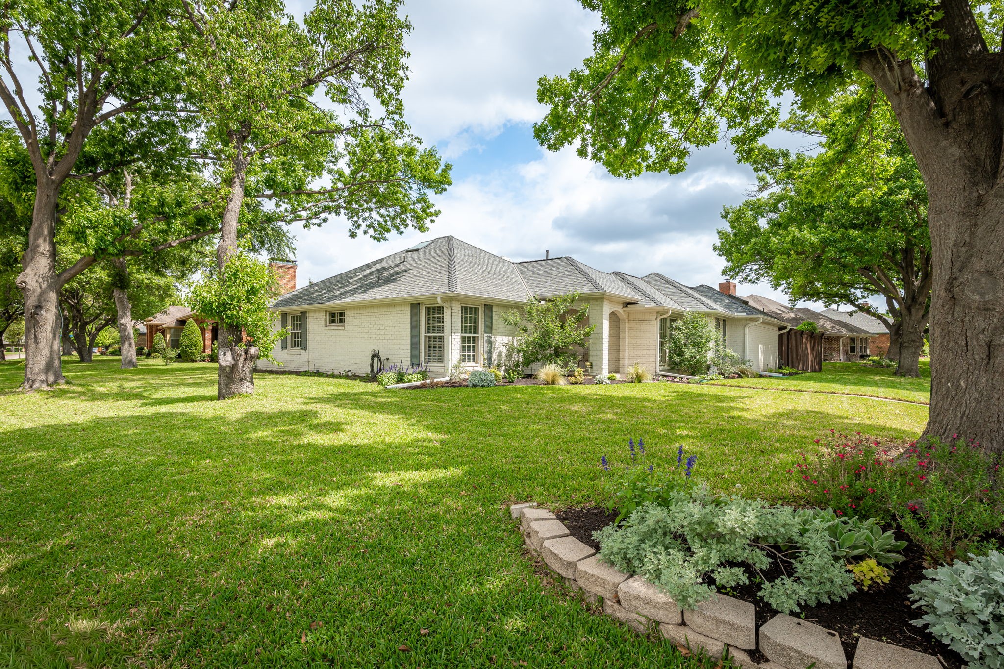 3809 Kelly Boulevard Carrollton TX 75007
