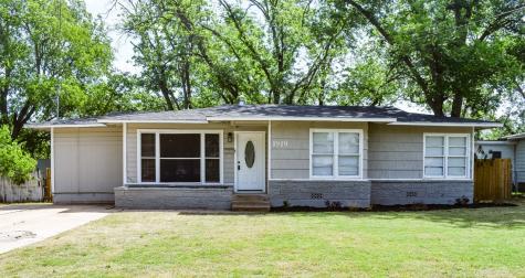1919 S China Street Brady TX 76825