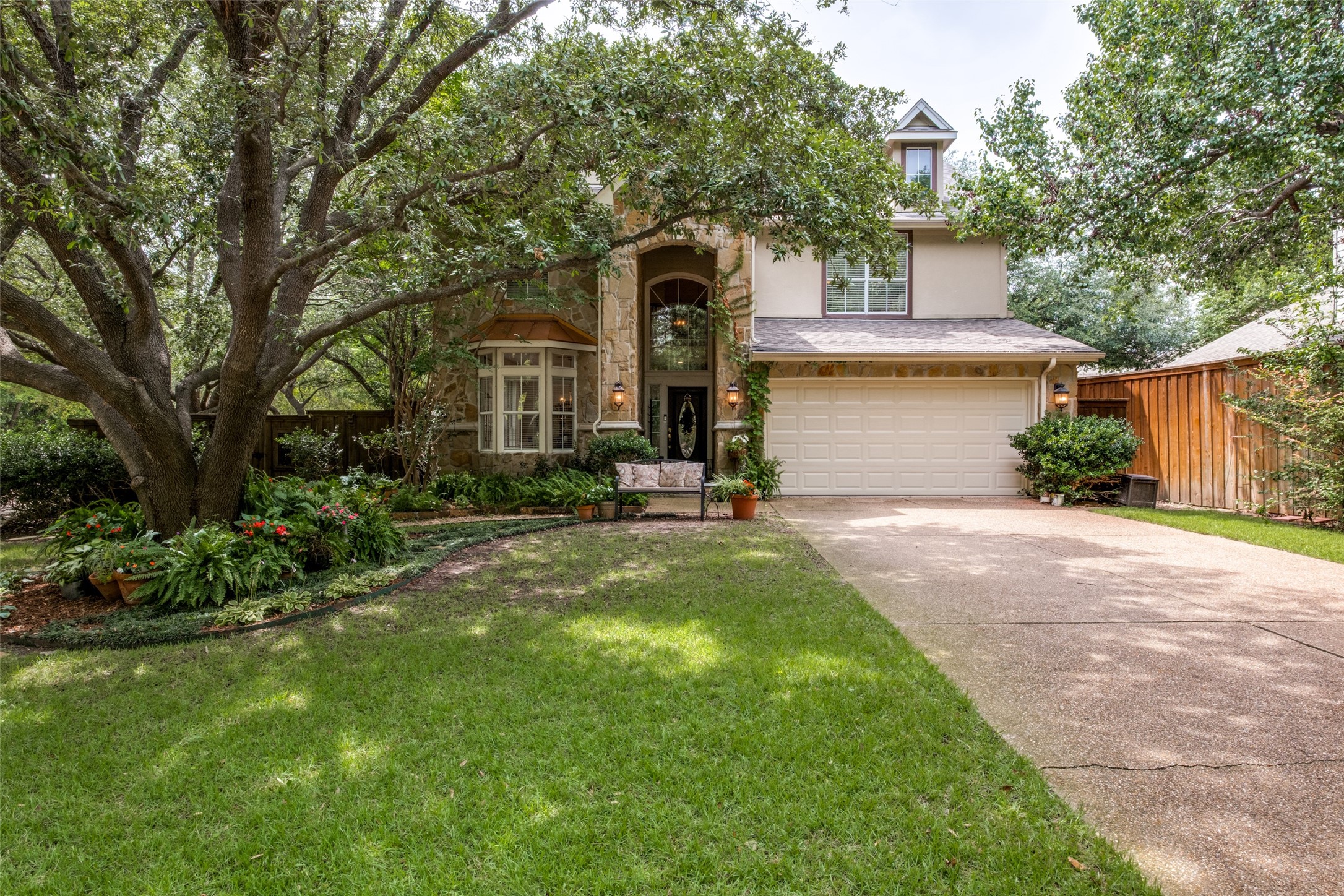 1676 Glade Forest Drive Dallas TX 75218