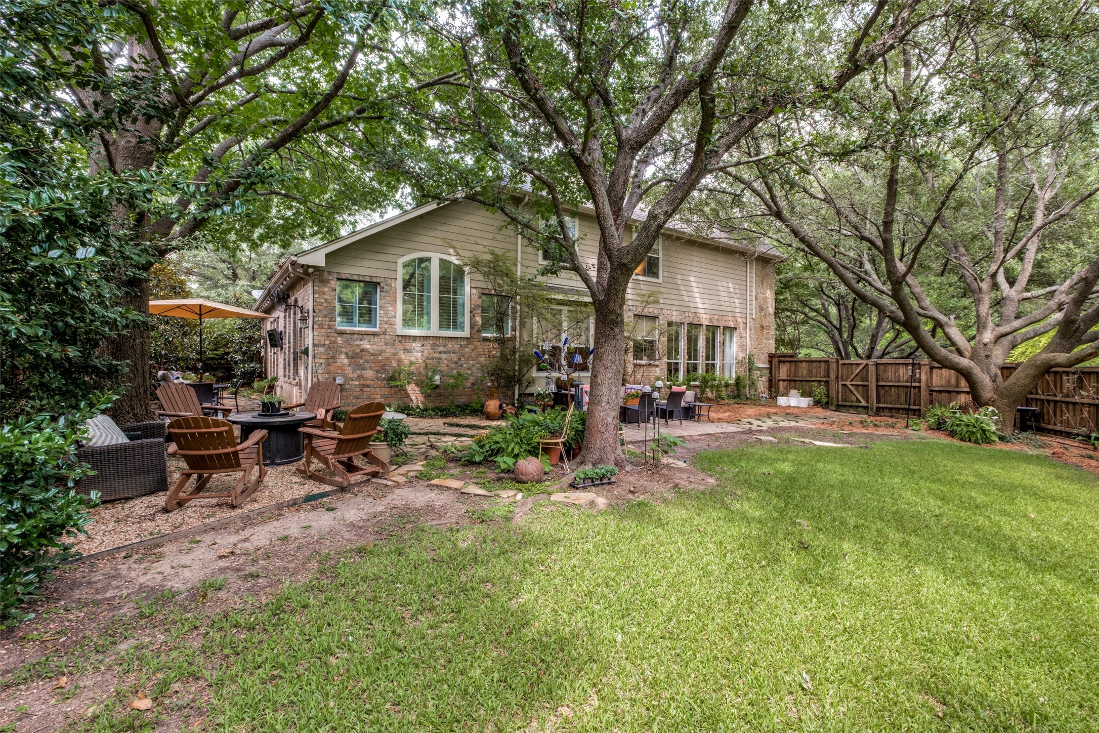 1676 Glade Forest Drive Dallas TX 75218