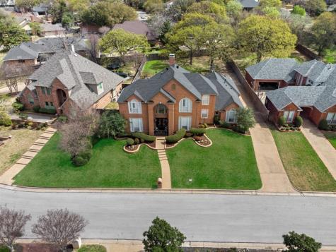 6018 Lakehurst Court Arlington TX 76016