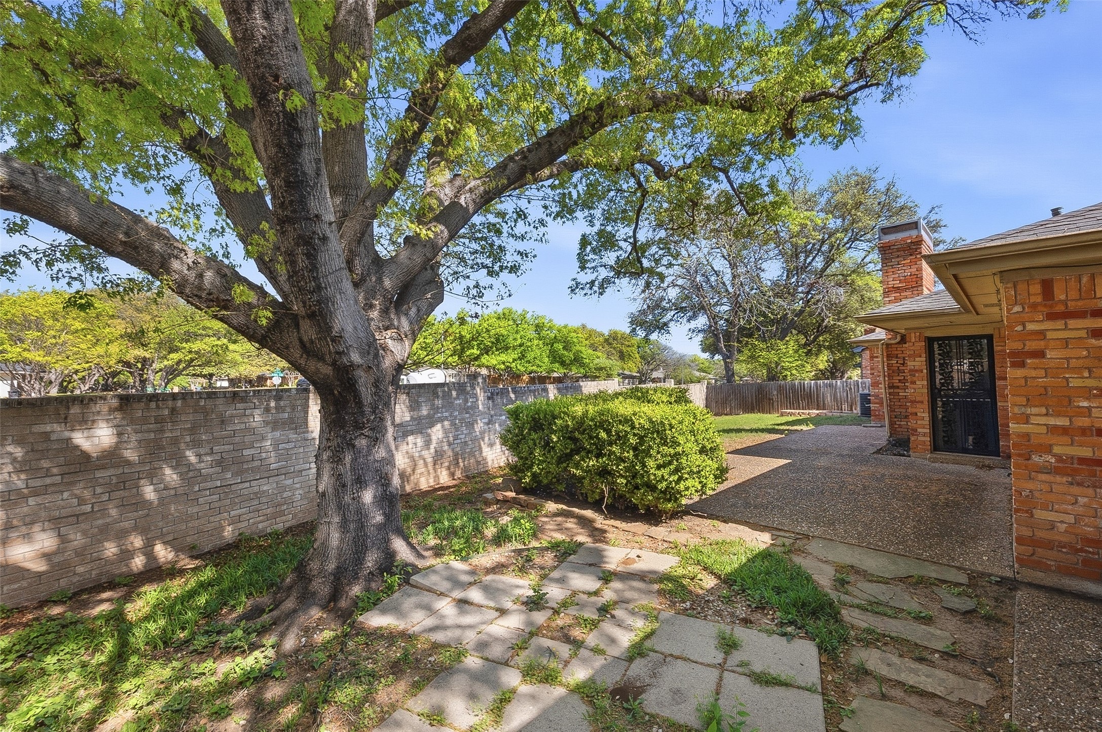 3824 Brookhaven Circle Fort Worth TX 76109