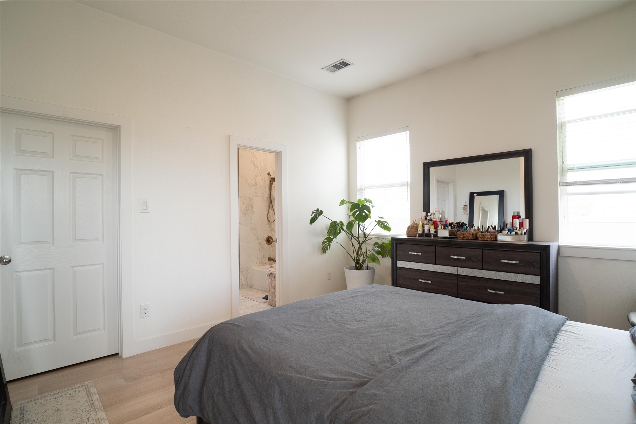 2113 Cranford Drive Garland TX 75041