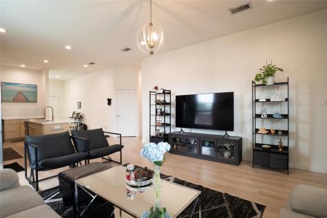 2113 Cranford Drive Garland TX 75041