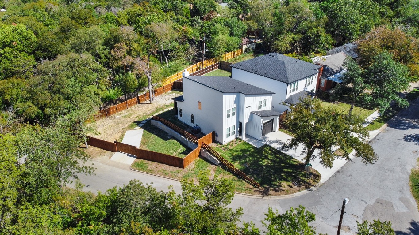 335 Pelman Street Dallas TX 75224