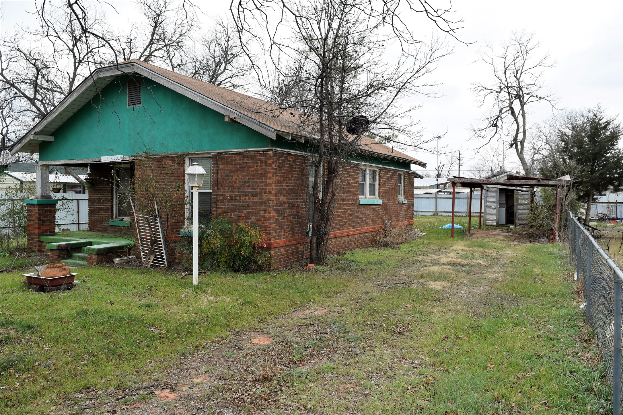 415 W 12th Street Coleman TX 76834