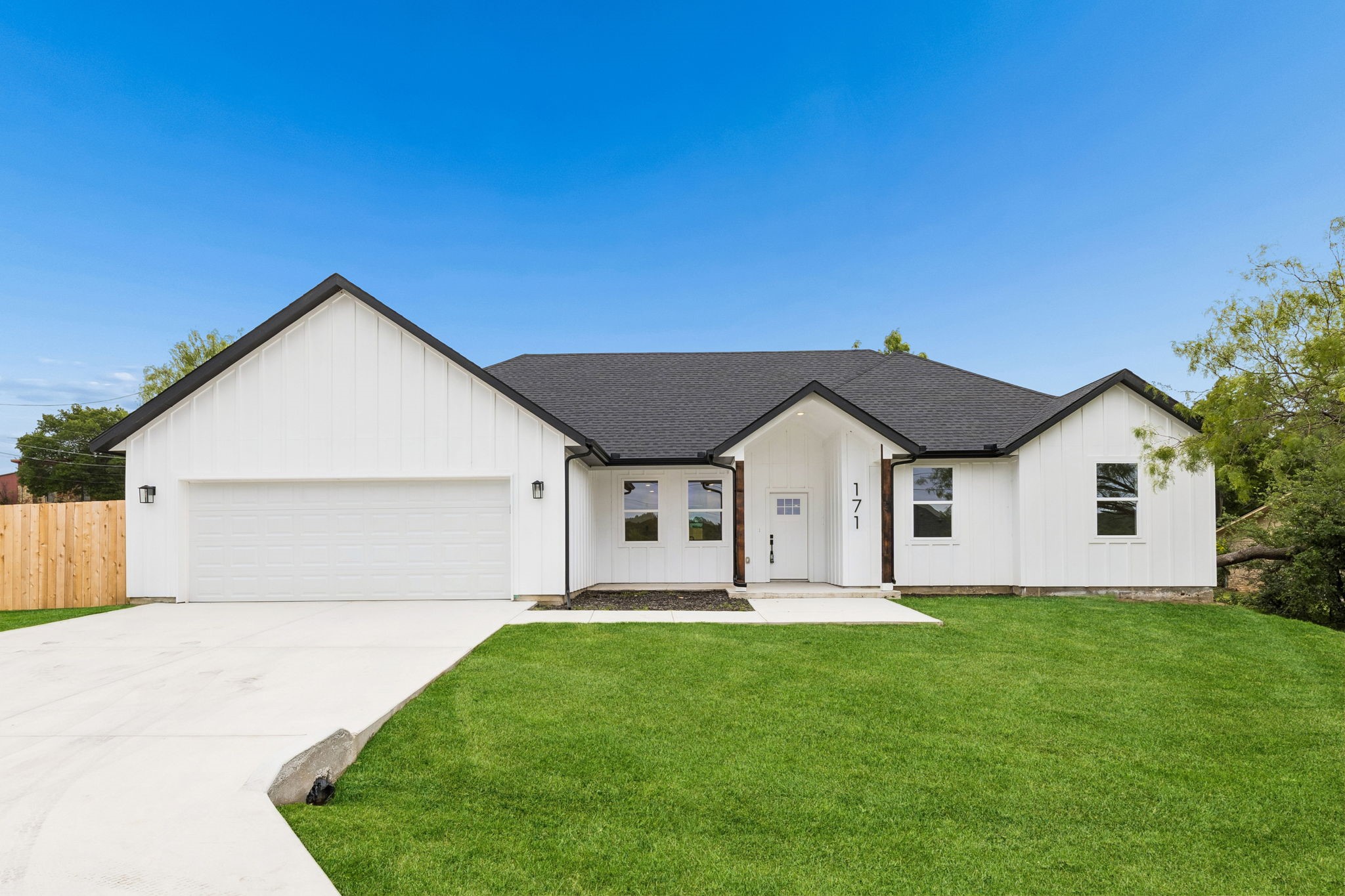 171 Tryall Court Runaway Bay TX 76426