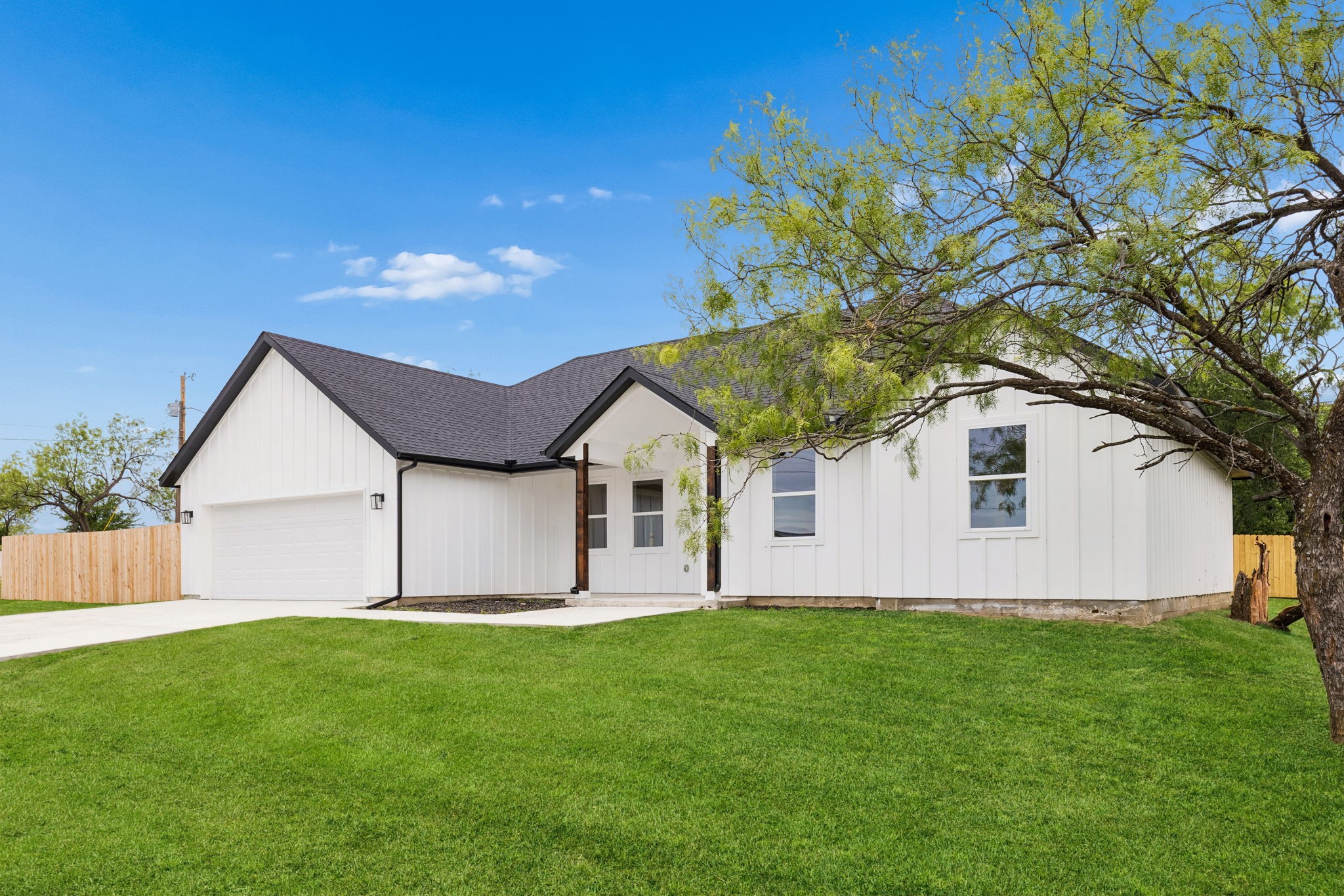 171 Tryall Court Runaway Bay TX 76426