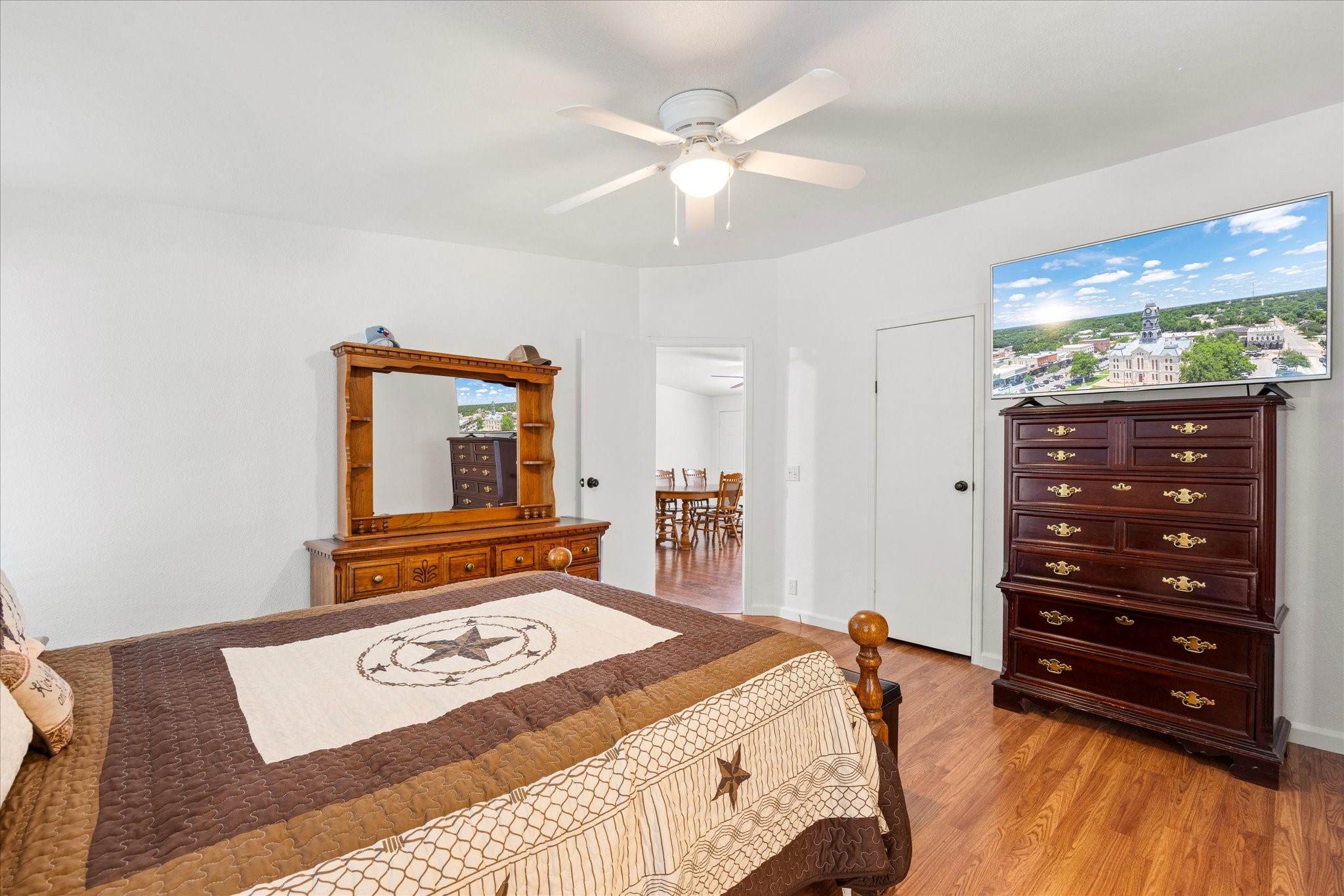 5821 Parkside Court Granbury TX 76048
