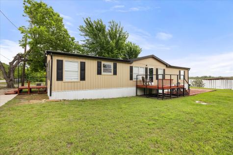 5821 Parkside Court Granbury TX 76048