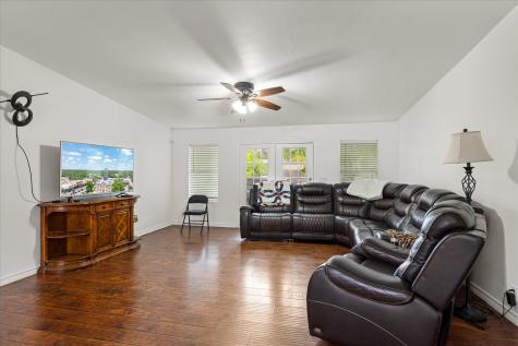 5821 Parkside Court Granbury TX 76048
