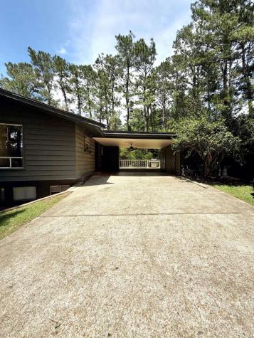 862 Lakeshore Drive Brookeland TX 75931