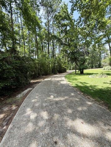 862 Lakeshore Drive Brookeland TX 75931