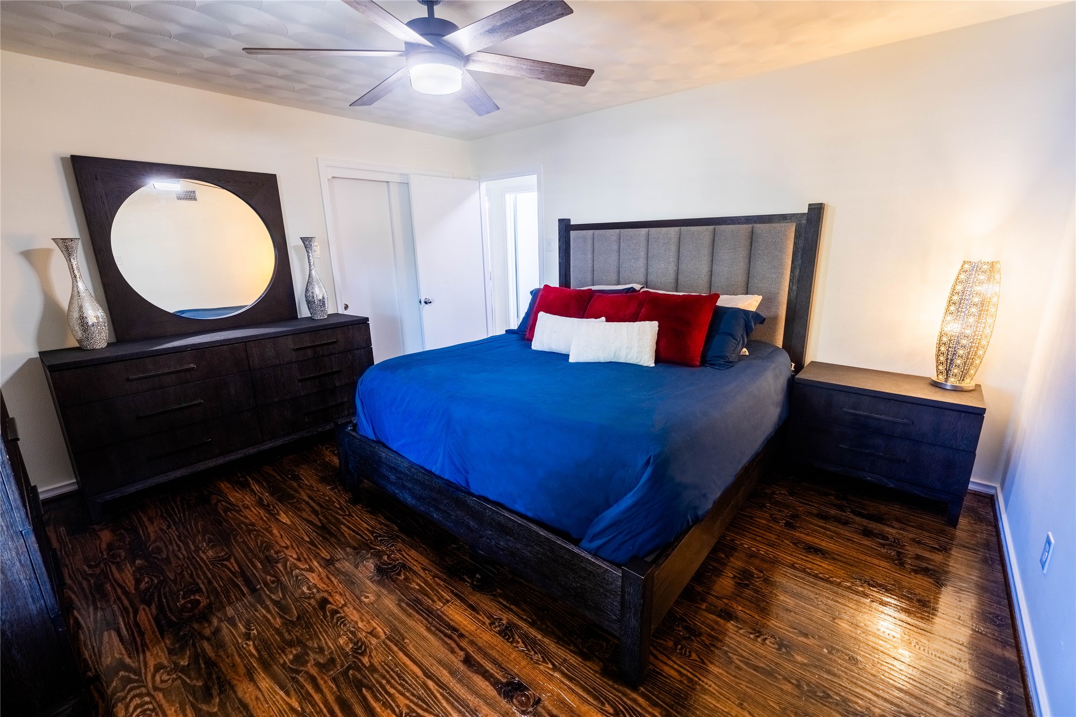 10872 Caprock Circle Dallas TX 75218