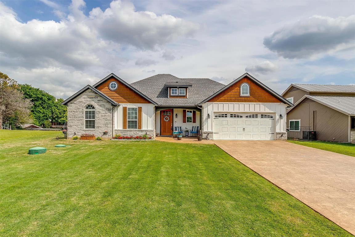 413 Sky Harbour Court Granbury TX 76049